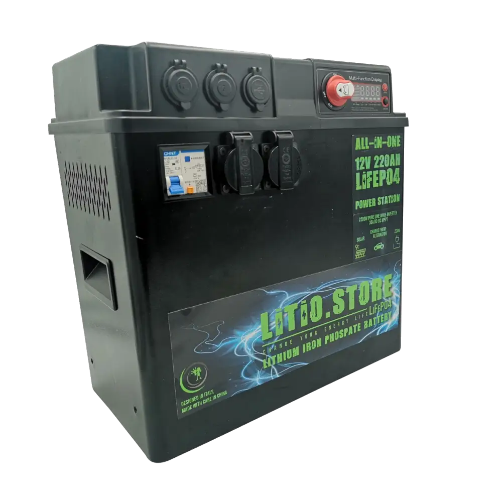 All-In-One Power Station con batteria LiFePO4 12V 240Ah 2816Wh + 30A MPPT + 30A DC-DC + 2200W Inverter onda pura